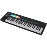 Synths & Home studio novation launchkey 49 