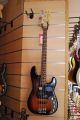 Voir la fiche BASSE FENDER AM DELUXE